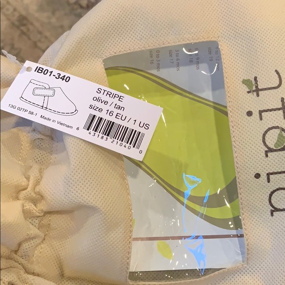 ✨3 hour flash sale✨NIB Pipit baby shoes - Picture 7 of 9